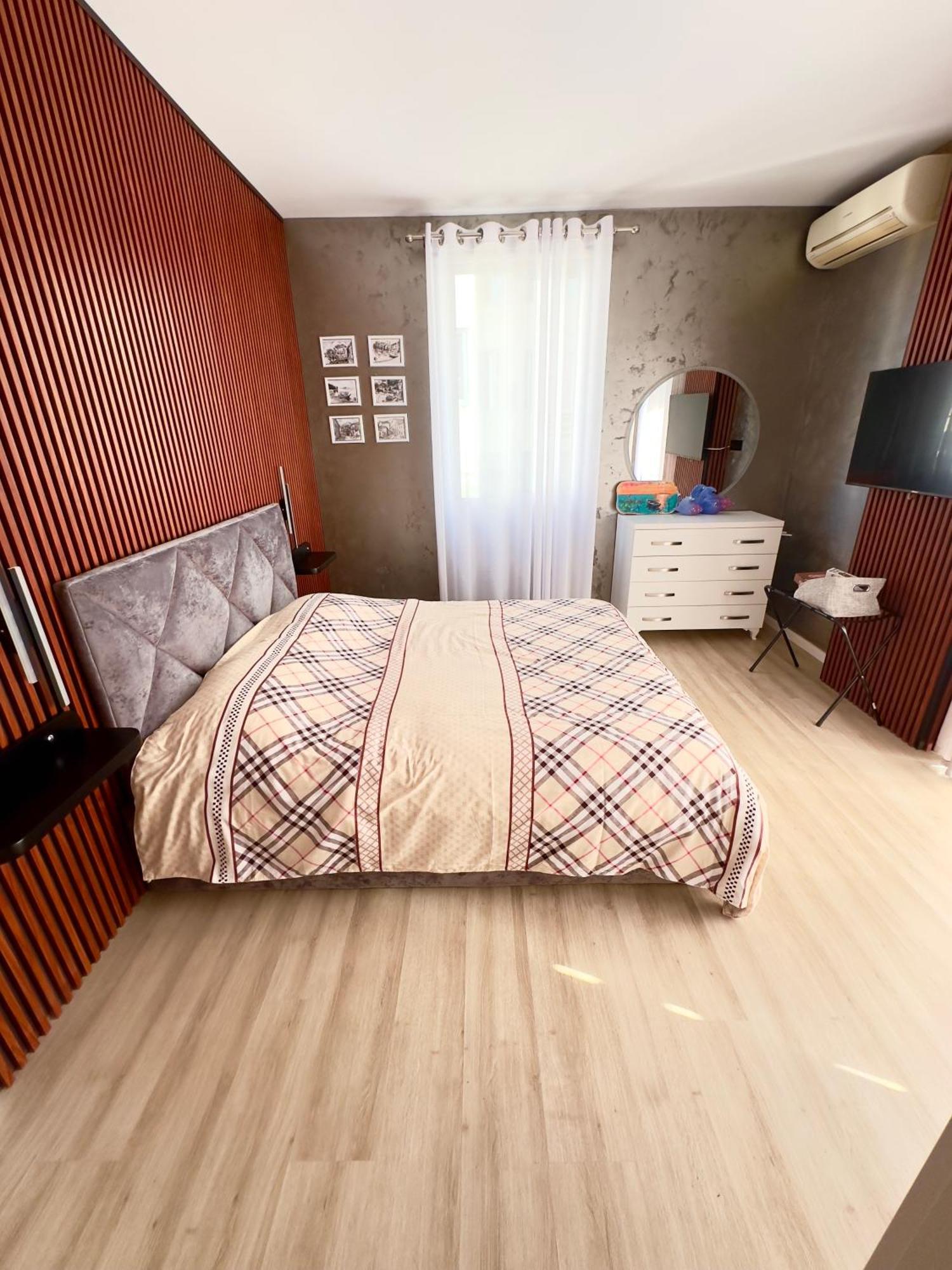 Pogradec Apartment