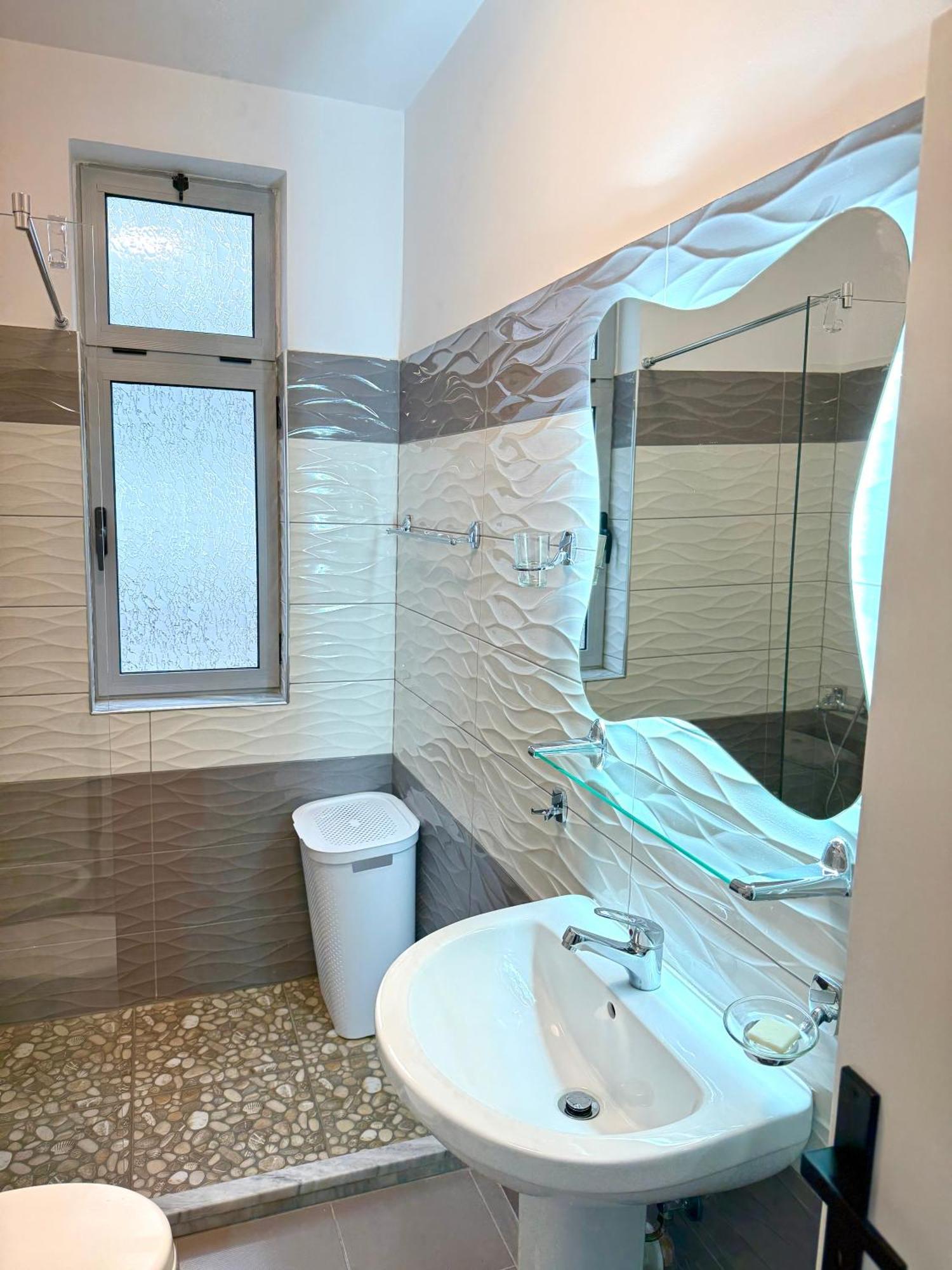 Appartement Pogradec Apartment *